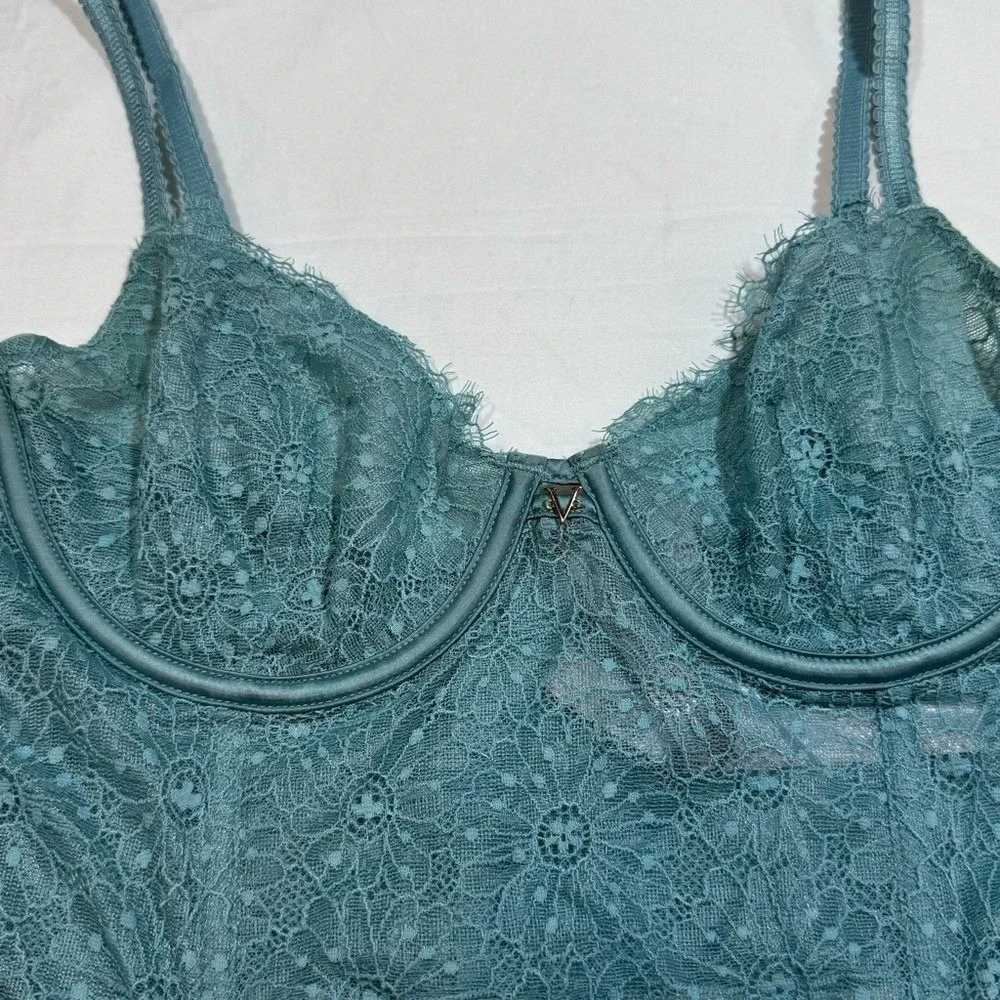 Victorias Secret Teal Floral Lace Longline/Corset Bra‎ Unlined Underwire 32D